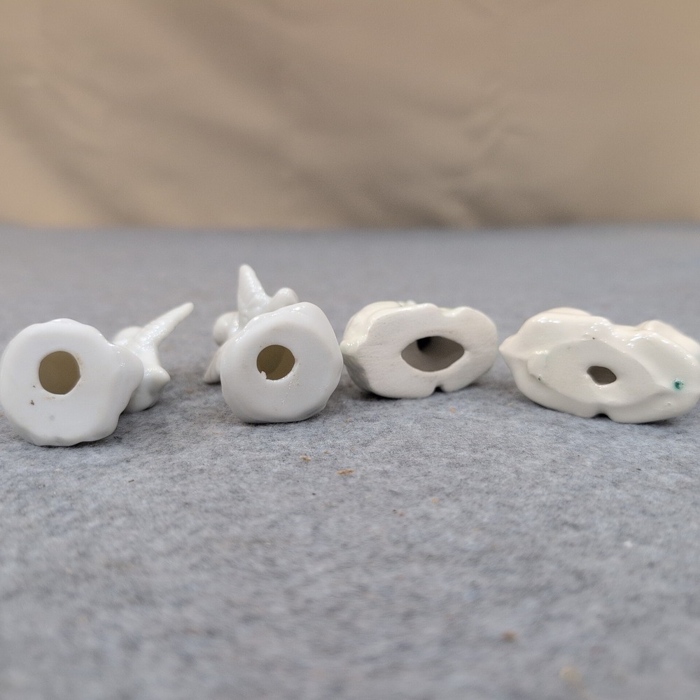 Vintage White Ceramic Miniature Angel and Lamb Nativity Figurines Set of 4 - Picture 4 of 4